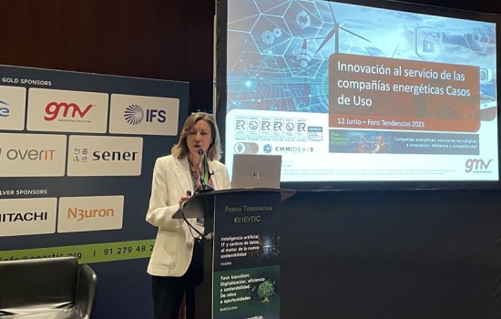 Almudena Nieto GMV presenta casos de uso reales de tecnologías innovadoras aplicadas al sector energético en el Foro Tendencias 2025